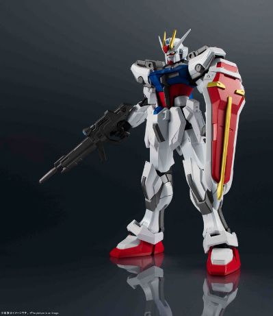 Gundam Universe 机动战士高达SEED GAT-X105 强袭高达