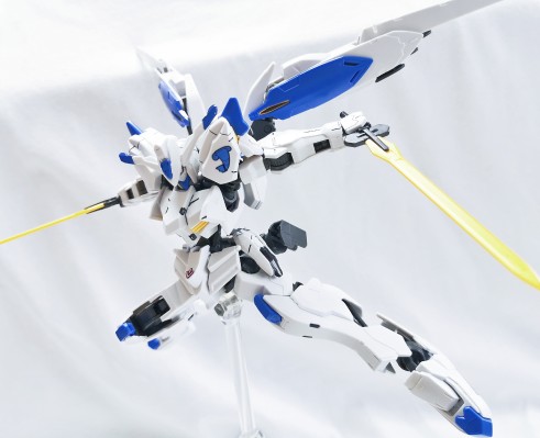 HG 机动战士高达 铁血的奥尔芬斯第二季 ASW-G-01 巴耶力高达