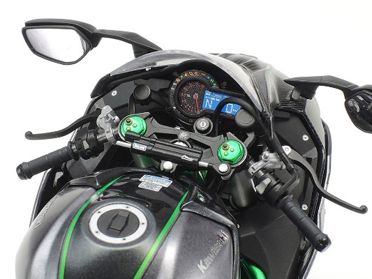 1/12 摩托车系列No.136 川崎 Ninja H2 CARBON