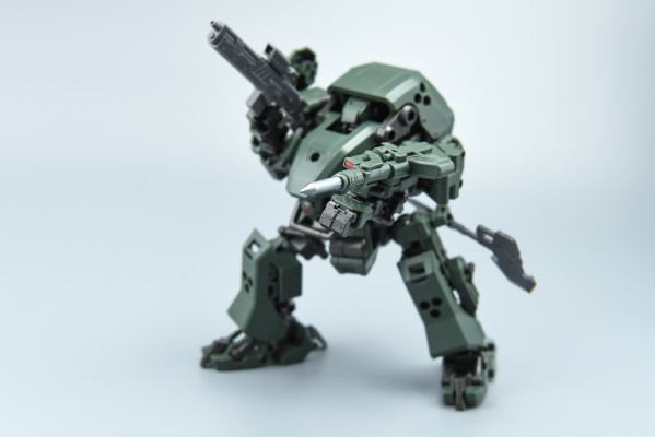 六角机牙 Bulkarm Alpha 密林战式样