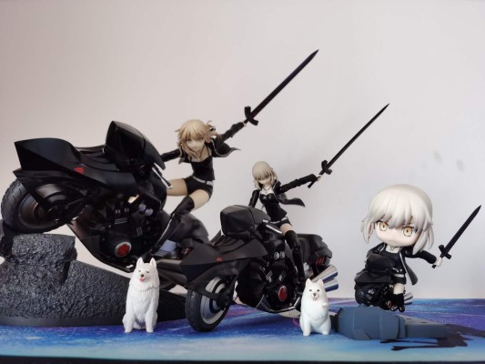 粘土人#1142-DX Fate/Grand Order Saber(Alter) 新宿ver. Cuirassier Noir