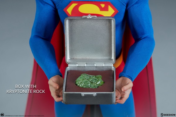 100224 1/6 DC漫画 超人 可动人偶