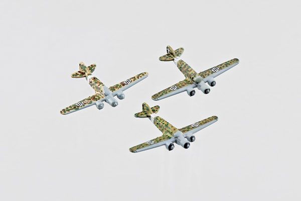 1/700 水线系列 No.限定 英国皇家海军 光辉级航空母舰 班加西攻击作战