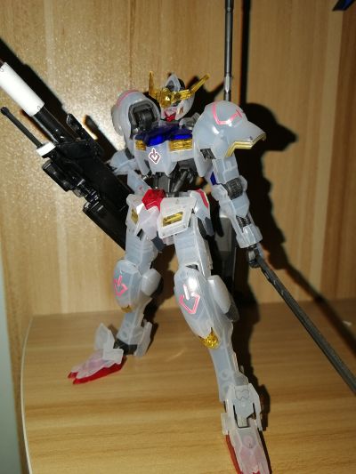 HG 1/144 机动战士高达 铁血的奥尔芬斯 ASW-G-08 巴巴托斯高达