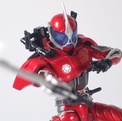 S.H.Figuarts(真骨雕制法) 假面骑士双骑 假面骑士双骑 疾风王牌形态