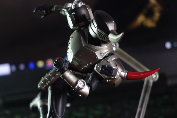 figma #SP-25 カメンRider 龙骑士 仮面Riderト拉丝特 