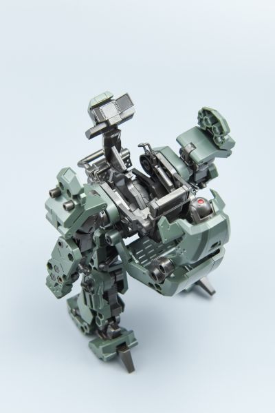 六角机牙 Bulkarm Alpha 密林战式样