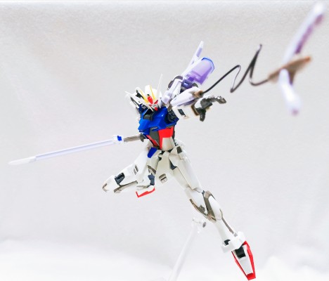 ROBOT魂 〈SIDE MS〉机动战士高达SEED HD重制版 完美强袭高达