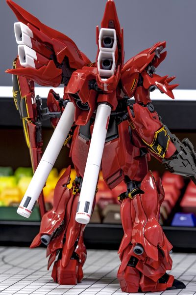 RG 1/144 机动战士高达UC  MSN-06S 新安州