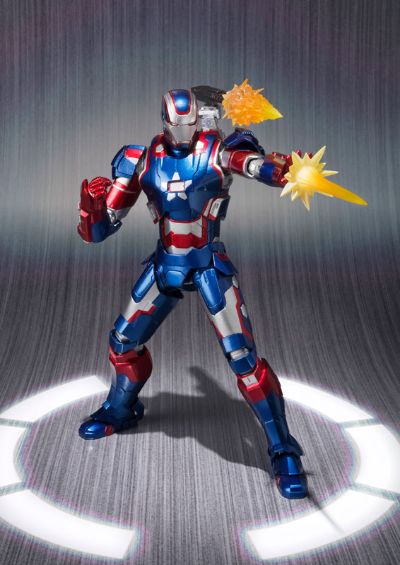 S.H.Figuarts 钢铁侠 3 钢铁爱国者