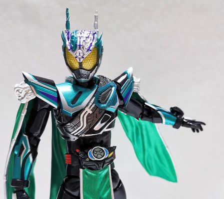 S.H.Figuarts 驰骑外传 假面骑士脑骑 假面骑士脑骑