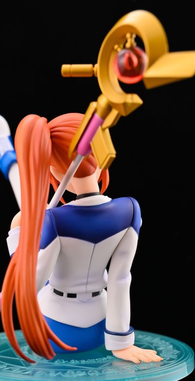 魔法少女奈叶StrikerS 高町奈叶 教導隊制服Ver.