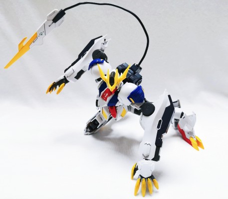 HG 1/144 巴巴托斯高达天狼座帝王形态