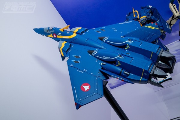 dx超合金 超时空要塞plus yf-21 雨燕(卡尔德·哥文·波文机)