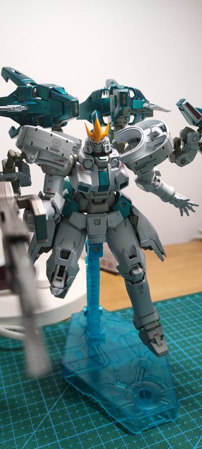 RG 新机动战记高达W无尽的华尔兹 OZ-00MS2B 多鲁基斯Ⅲ