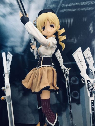 REAL ACTION HEROES No.610 RAH MGM 魔法少女小圆 巴麻美