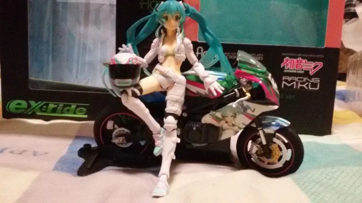 figma #SP-54 GOOD SMILE Racing&VOCALOID 初音未来 赛车初音 2014 ver.