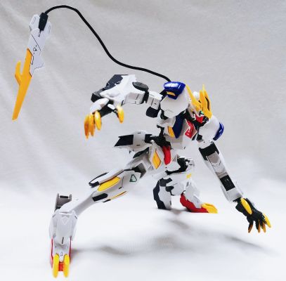 HG 1/144 巴巴托斯高达天狼座帝王形态