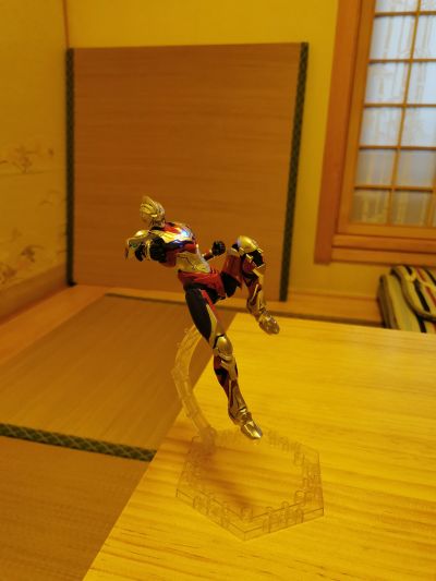 Figure-rise Standard 机动奥特曼：奥特曼装甲 新异时空 迪迦奥特曼装甲