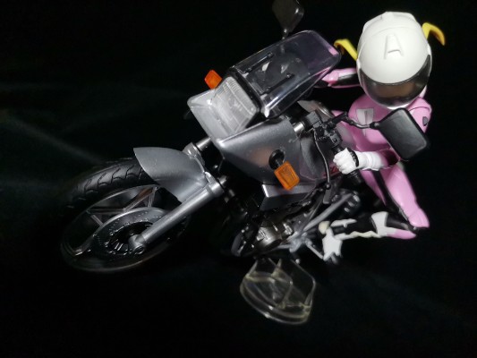 S.H.Figuarts 爆音少女!! 铃乃木凛