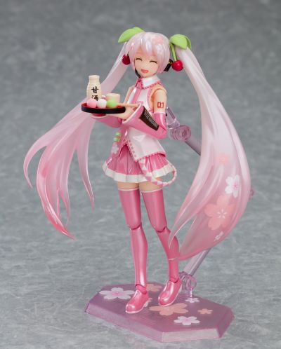 figma#EX-061 VOCALOID 初音未来 樱花未来