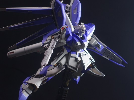 ROBOT魂 机动战士高达：逆袭的夏亚-贝托蒂嘉的子嗣 RX-93-ν2 Hi-Nu高达