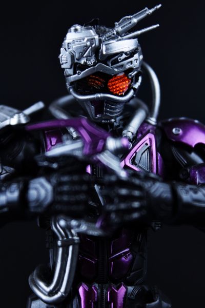 S.H.Figuarts 假面骑士驰骑 魔进追猎者