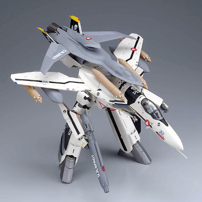 超时空要塞 Zero VF-0S 凤凰 with QF-2200D-B 幽灵