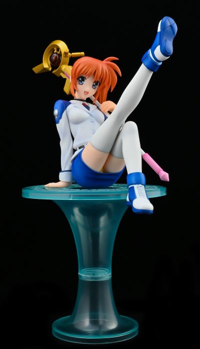 魔法少女奈叶StrikerS 高町奈叶 教導隊制服Ver.