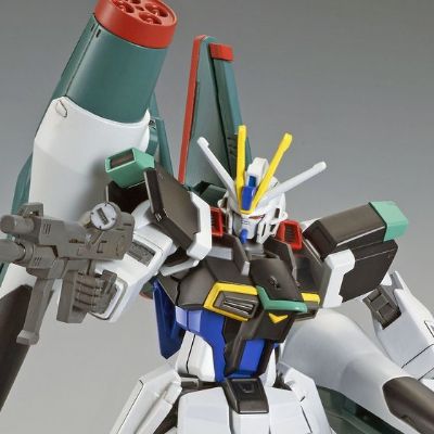 HGCE 1/144 爆击型脉冲高达