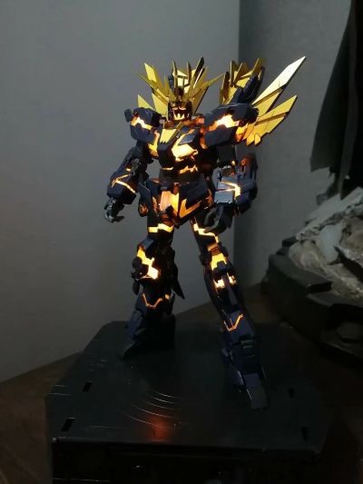 RG 1/144 高达基地专属商品 RX-0 独角兽高达二号机报丧女妖·命运女神（毁灭模式） （发光固态塑像）
