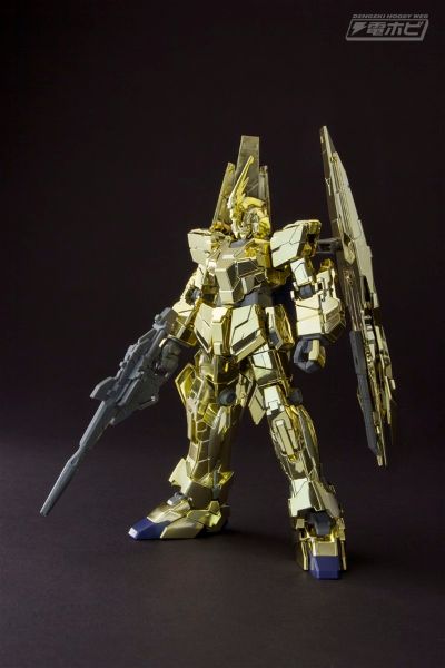 HGUC 机动战士高达UC: ONE OF SEVENTY TWO RX-0独角兽高达3号机 菲尼克斯 Unicorn Mode. Gold Coating ver. 