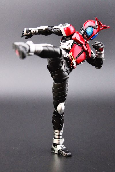 S.H.Figuarts 假面骑士：甲斗王 甲斗王强化机车/骑士摩托