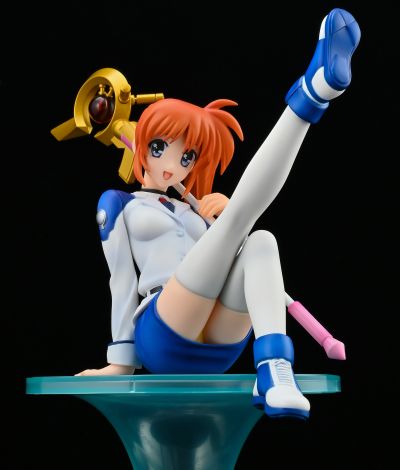 魔法少女奈叶StrikerS 高町奈叶 教導隊制服Ver.