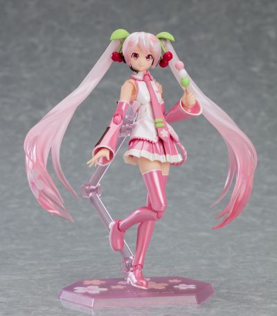 figma#EX-061 VOCALOID 初音未来 樱花未来