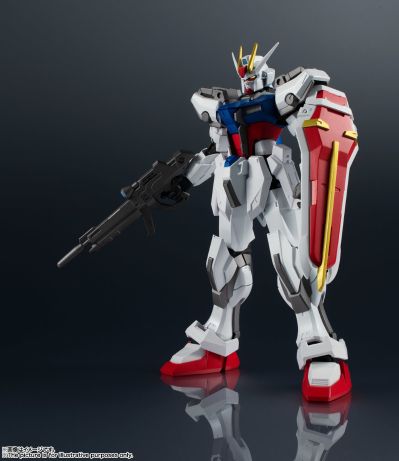 Gundam Universe 机动战士高达SEED GAT-X105 强袭高达