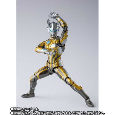 S.H.Figuarts 赛罗奥特曼格斗 闪耀赛罗