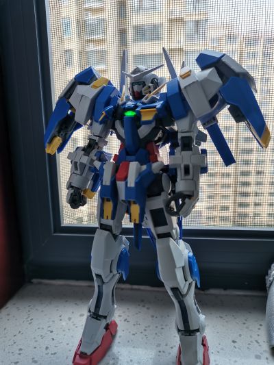 MG 1/100  雪崩型能天使高达冲击装
