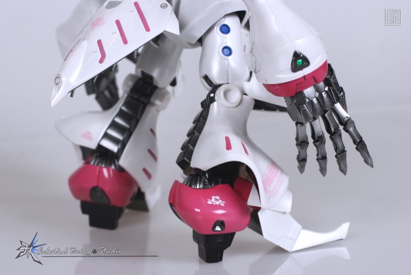 MG  1/100    玫瑰卡碧尼