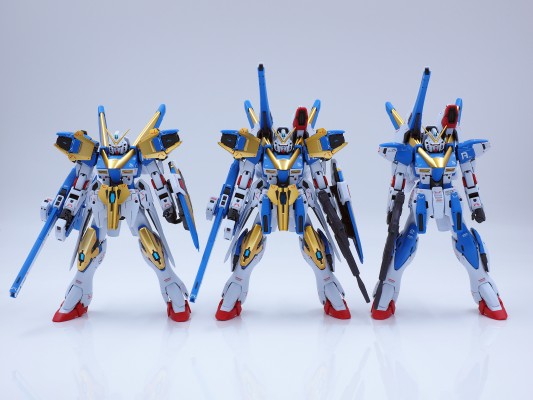 MG 1/100   V2高达突击爆击型 Ka版