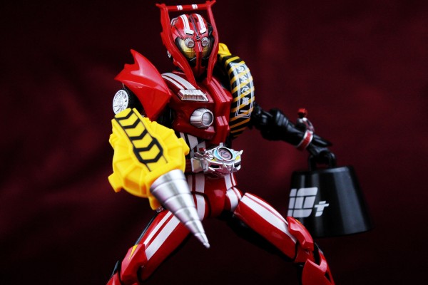 S.H.Figuarts  假面骑士驰骑 假面骑士驰骑 特莱多隆型 混合轮胎套装