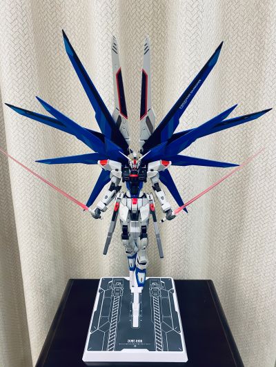 METAL BUILD 机动战士高达SEED ZGMF-X10A 自由高达