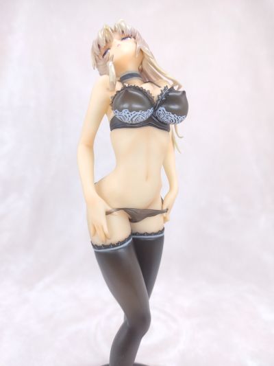 女仆新娘 可变式女仆 津子（封底插画）黑色版