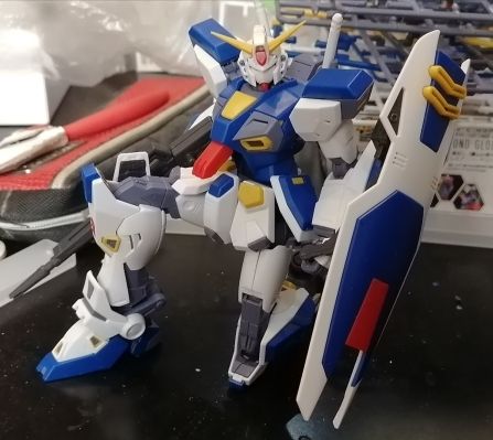 MG 1/100 F90高达