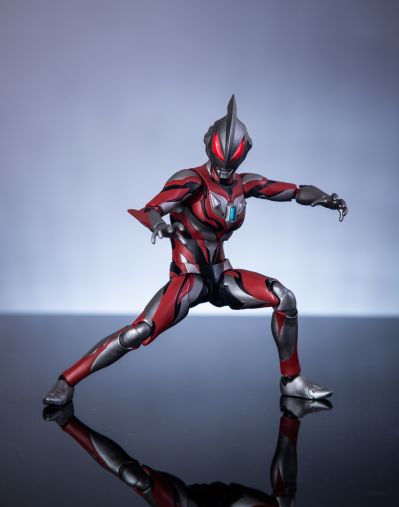 S.H.Figuarts 捷德奥特曼 豪勇形态