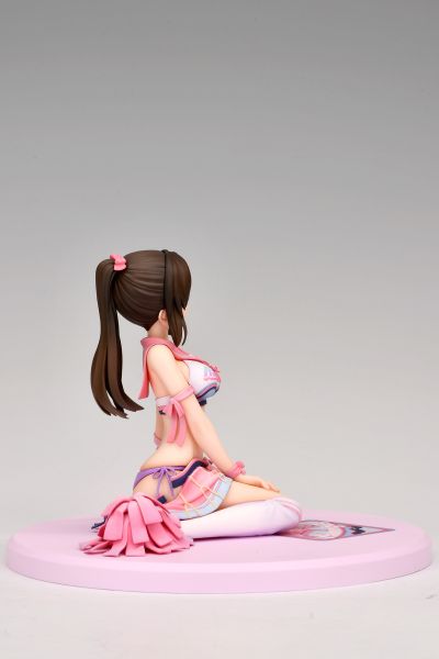 马尾辫的女孩