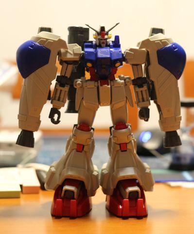 MG 1/100  机动战士高达0083 星尘的回忆 RX-78 GP02A 