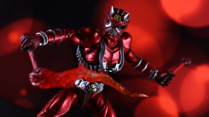 S.H.Figuarts（真骨雕制法）假面骑士响鬼红