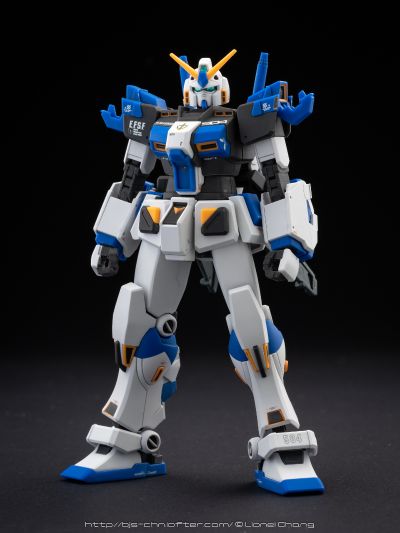 HGUC 机动战士高达外传 宇宙、闪光的尽头 RX-78-4高达4号机