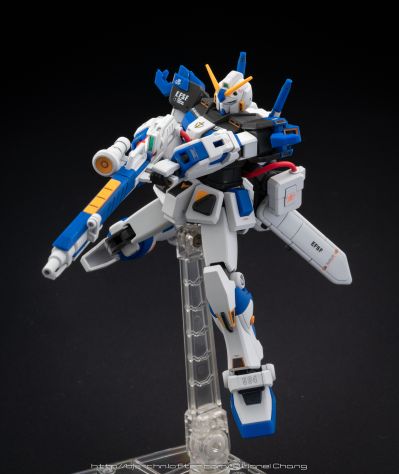 HGUC 机动战士高达外传 宇宙、闪光的尽头 RX-78-4高达4号机